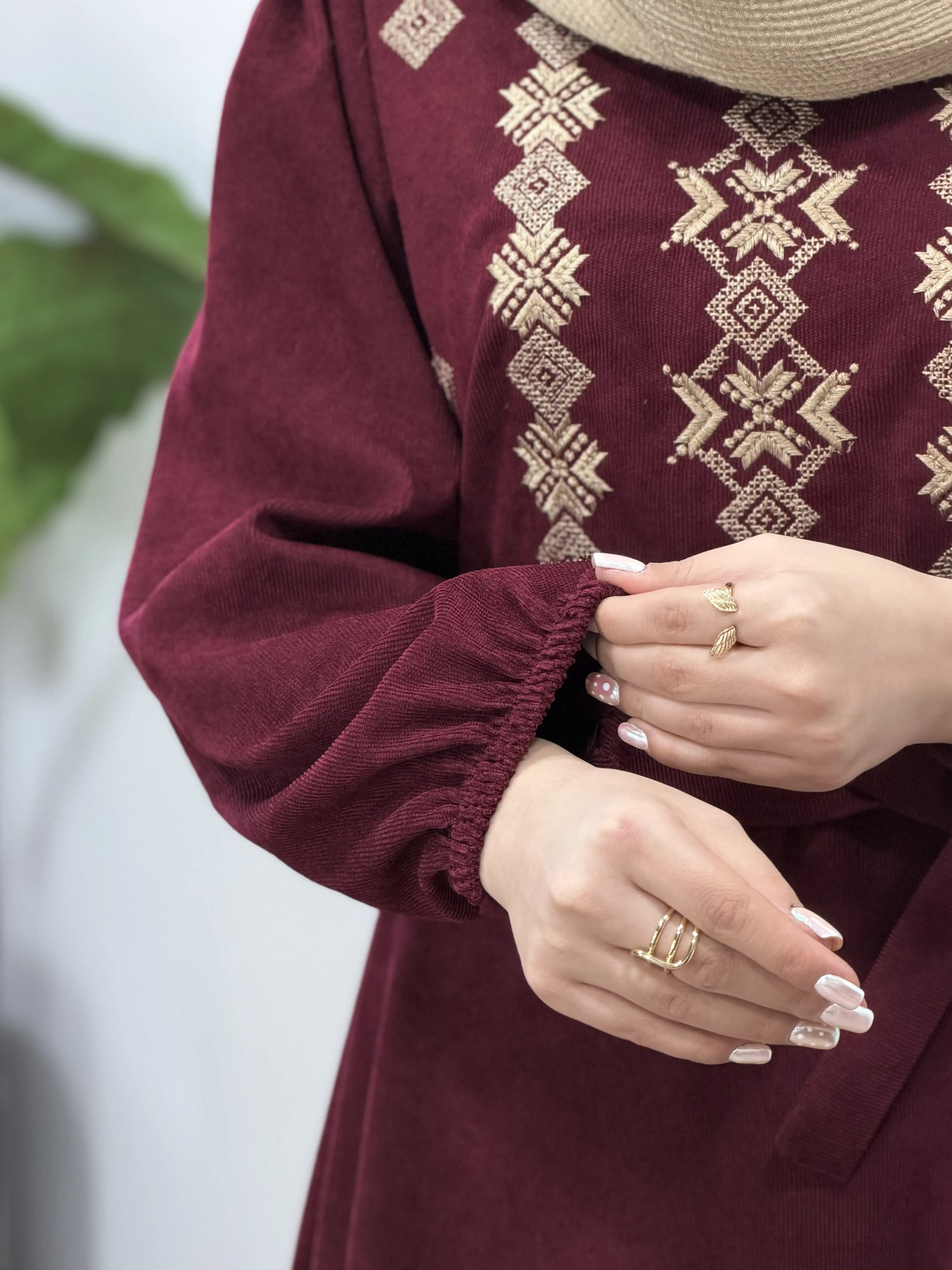 پیراهن مانتویی گلدوزی شیوا